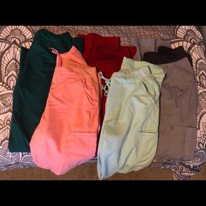 Women’s scrub tops & pants